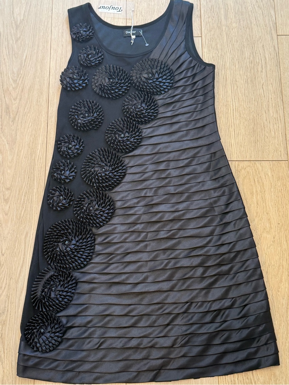 Toujours Black 3D Rosette Pleated Sleeveless Dress Unique Evening Y2K Boho RARE